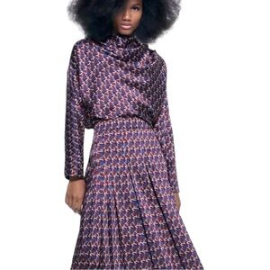 Zara Geometric Print Silky Satin Midi Skirt with Pleats